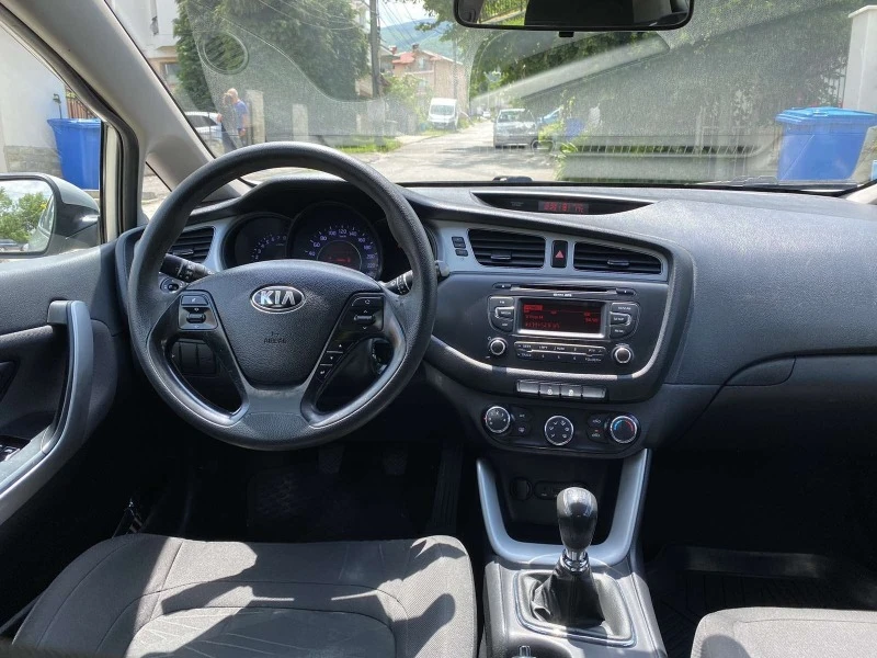 Kia Ceed 1,4 газ / бензин, снимка 7 - Автомобили и джипове - 41351814