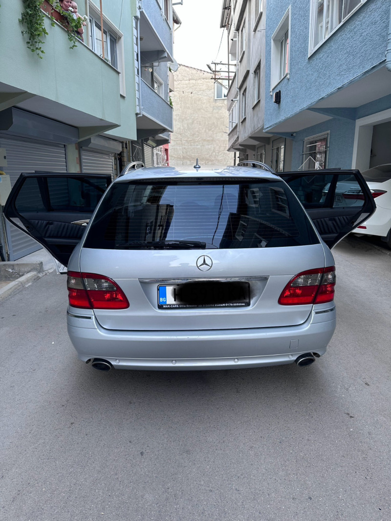 Mercedes-Benz E 320, снимка 4 - Автомобили и джипове - 45798459