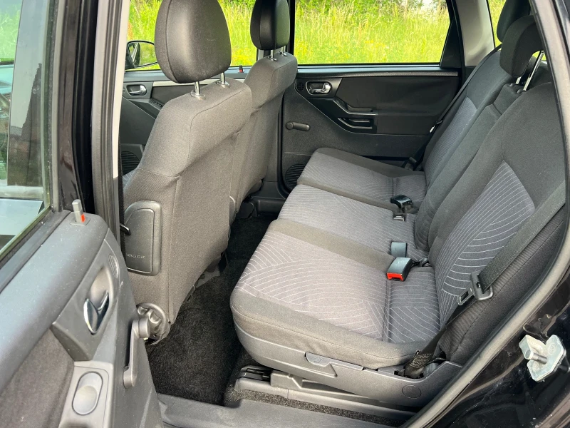 Opel Meriva 1.6i фейс, снимка 8 - Автомобили и джипове - 46207168