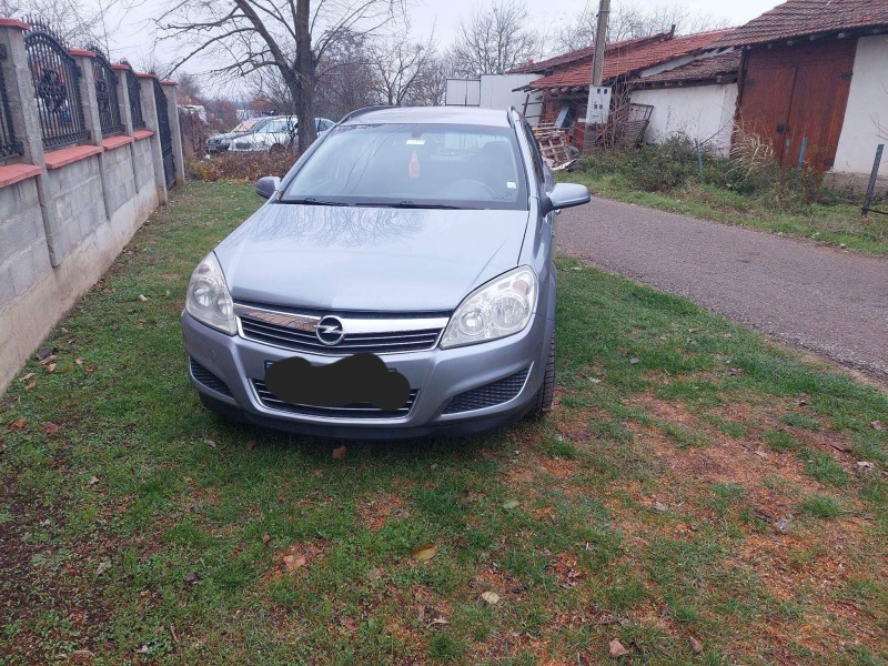 Opel Astra, снимка 1 - Автомобили и джипове - 46388896
