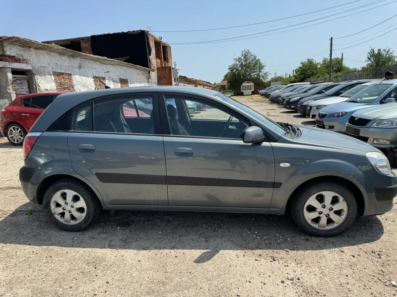 Kia Rio 1.4 BENZIN AUSTRIA, снимка 4 - Автомобили и джипове - 48601476