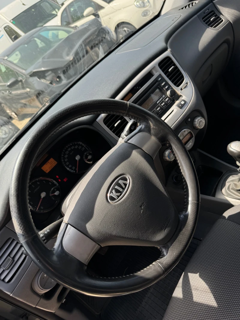 Kia Rio 1.4 BENZIN AUSTRIA, снимка 12 - Автомобили и джипове - 48601476