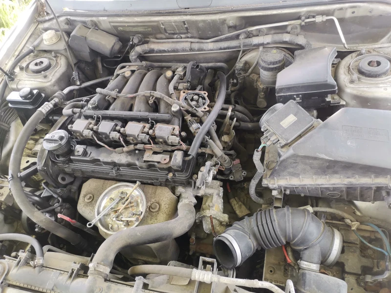 Volvo V40, снимка 4 - Автомобили и джипове - 51154308