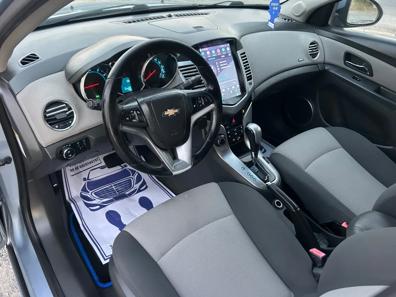 Chevrolet Cruze 1.8i - 140 кс / АВТОМАТИК / НАВИ / РЕАЛНИ 98 000км, снимка 7 - Автомобили и джипове - 51895812