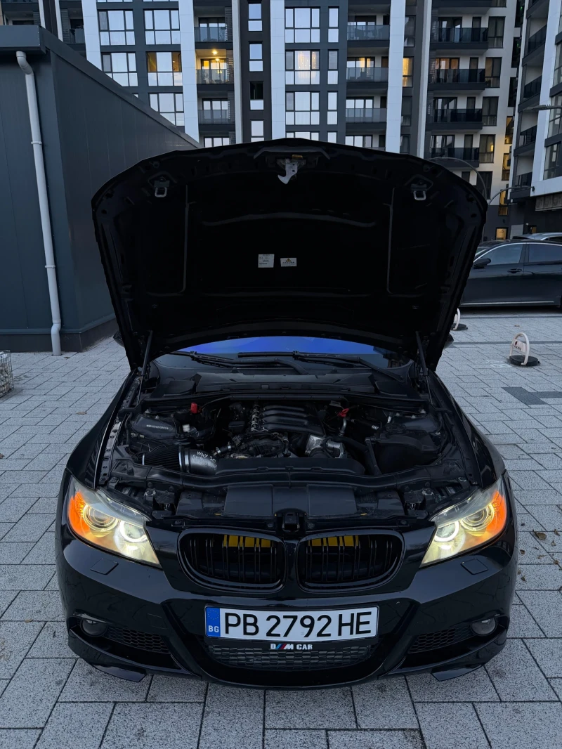 BMW 330, снимка 14 - Автомобили и джипове - 52632454