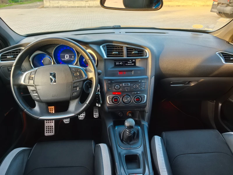 Citroen DS4 1.6HDI 112kc , снимка 10 - Автомобили и джипове - 52556405