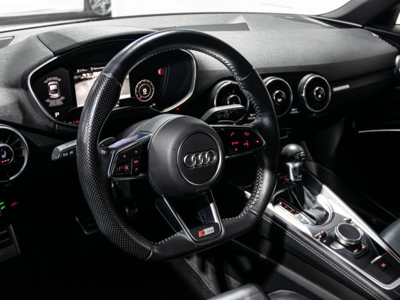 Audi Tt * 2.0T* QUATTRO* АвтоКредит* (ЦЕНА ДО БГ), снимка 7 - Автомобили и джипове - 53137091