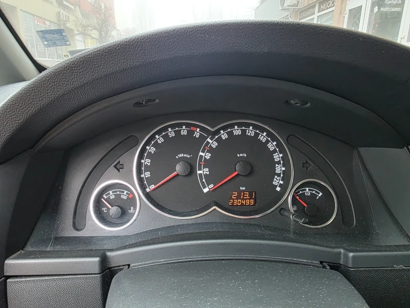 Opel Meriva, снимка 8 - Автомобили и джипове - 53218047