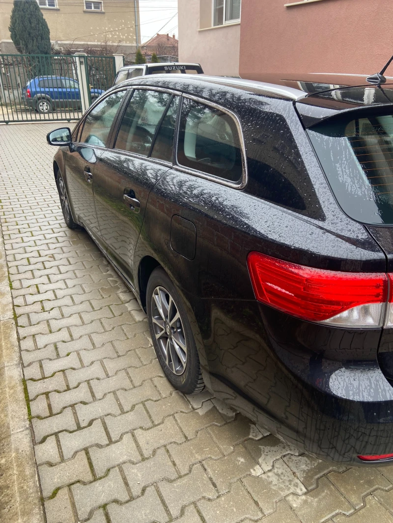 Toyota Avensis, снимка 4 - Автомобили и джипове - 53565392