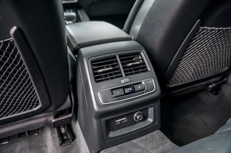 Audi S5 Sportback* Technik* AWD* АвтоКредит* (ЦЕНА ДО БГ), снимка 11 - Автомобили и джипове - 53577549