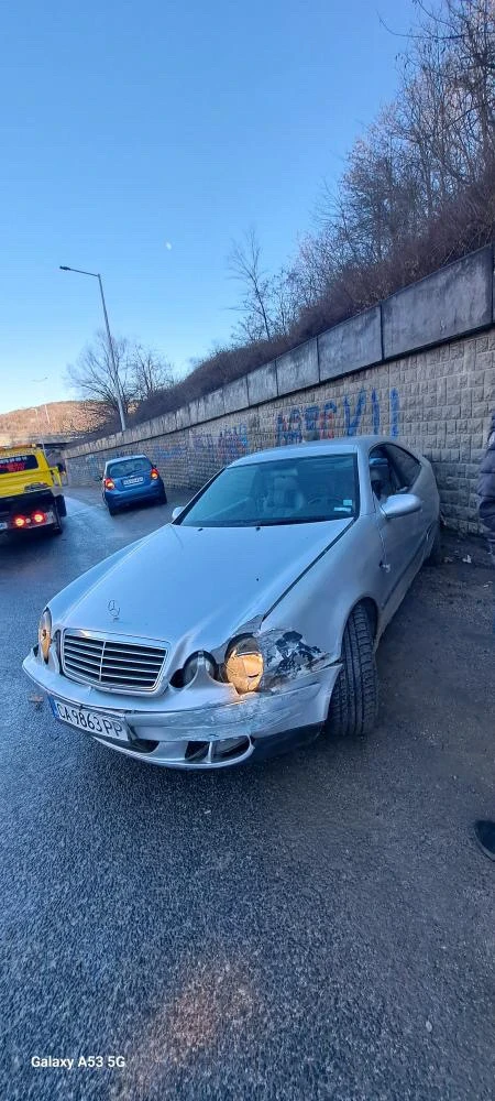 Mercedes-Benz CLK, снимка 3 - Автомобили и джипове - 48695872