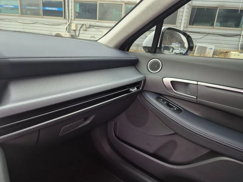 Hyundai Sonata 1.6 Turbo Exclusive, снимка 10 - Автомобили и джипове - 55886108