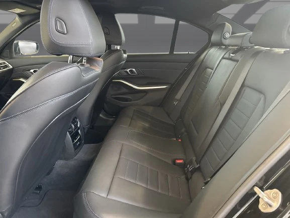 BMW 330 i xDrive = M-Sport = �������� | Mobile.bg � ����������� 13