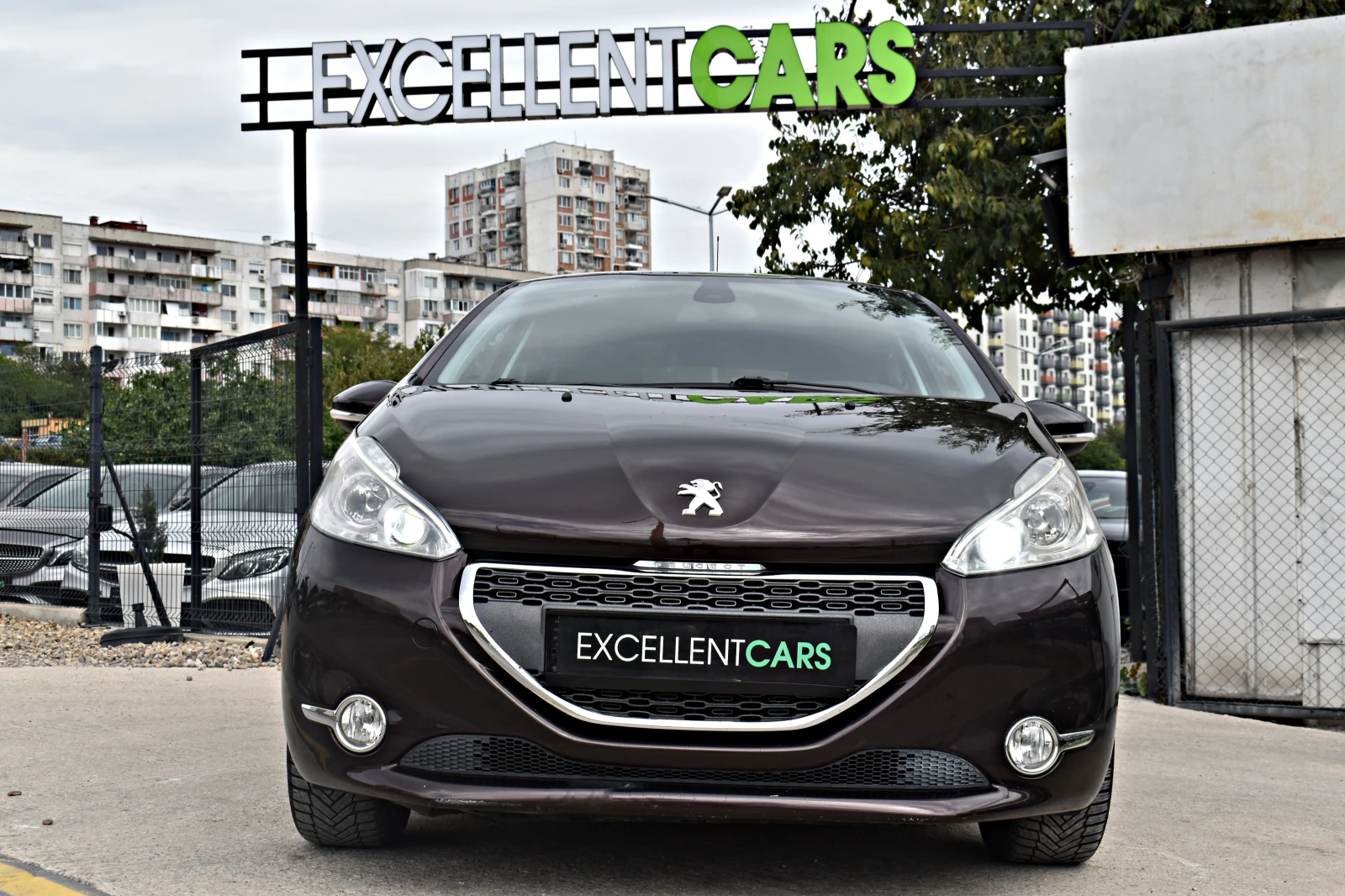 Peugeot 208 1.6* X-LINE* FULL - изображение 7