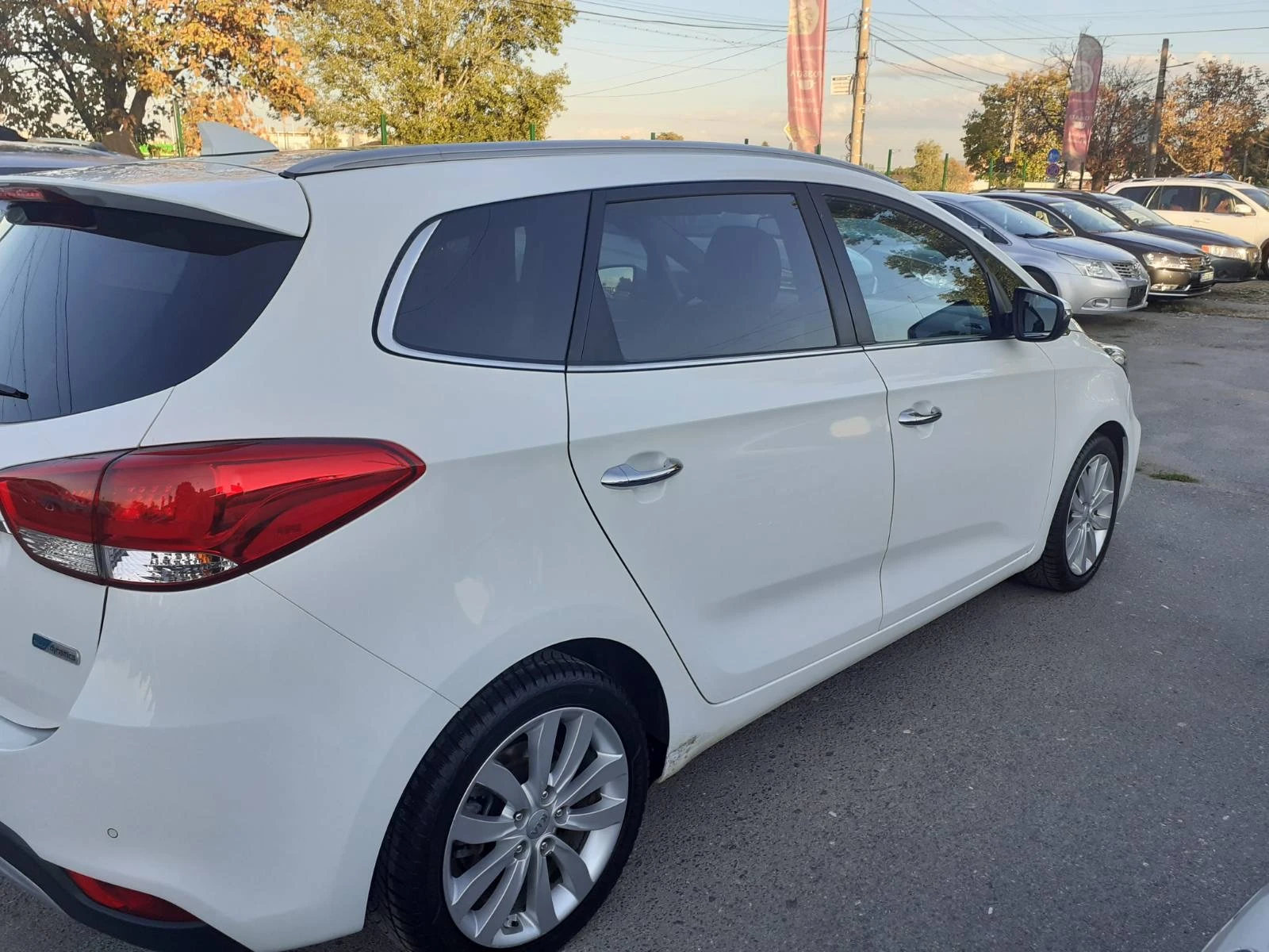 Kia Carens 1, 7 CRDI EVRO 6B.DVD TV PANORAMA KAMERA 6KC.  - изображение 4