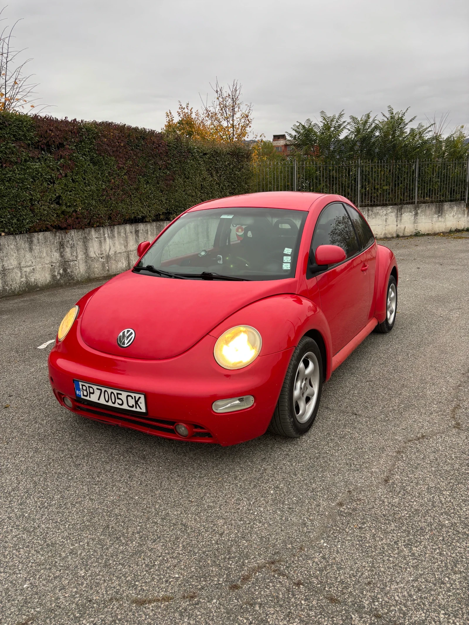 VW New beetle 1.9TDI 90ks - изображение 2