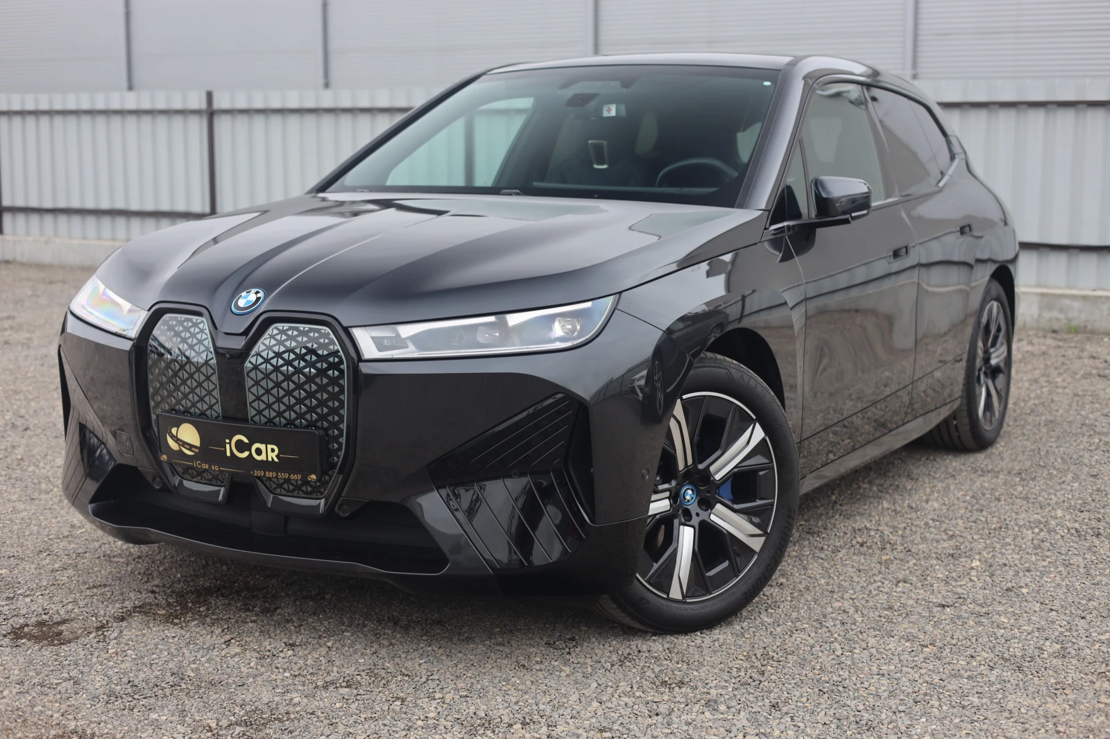 BMW iX xDrive 40 Sport Laser H&K PANO Sitzklima HuD @iCar | Mobile.bg   1