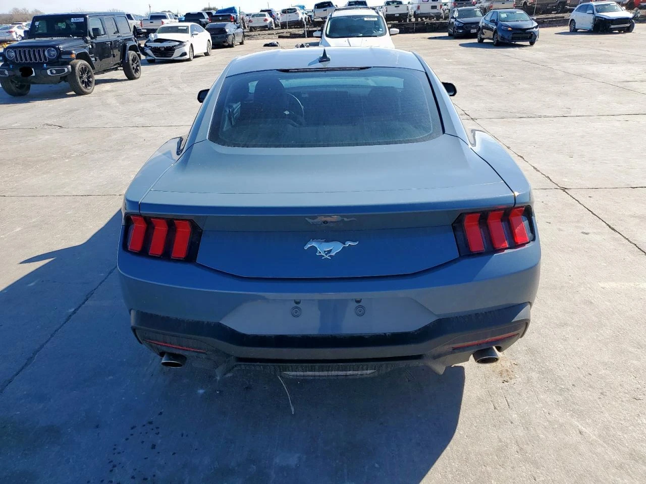 Ford Mustang ECOBOOST FASTBACK - изображение 6