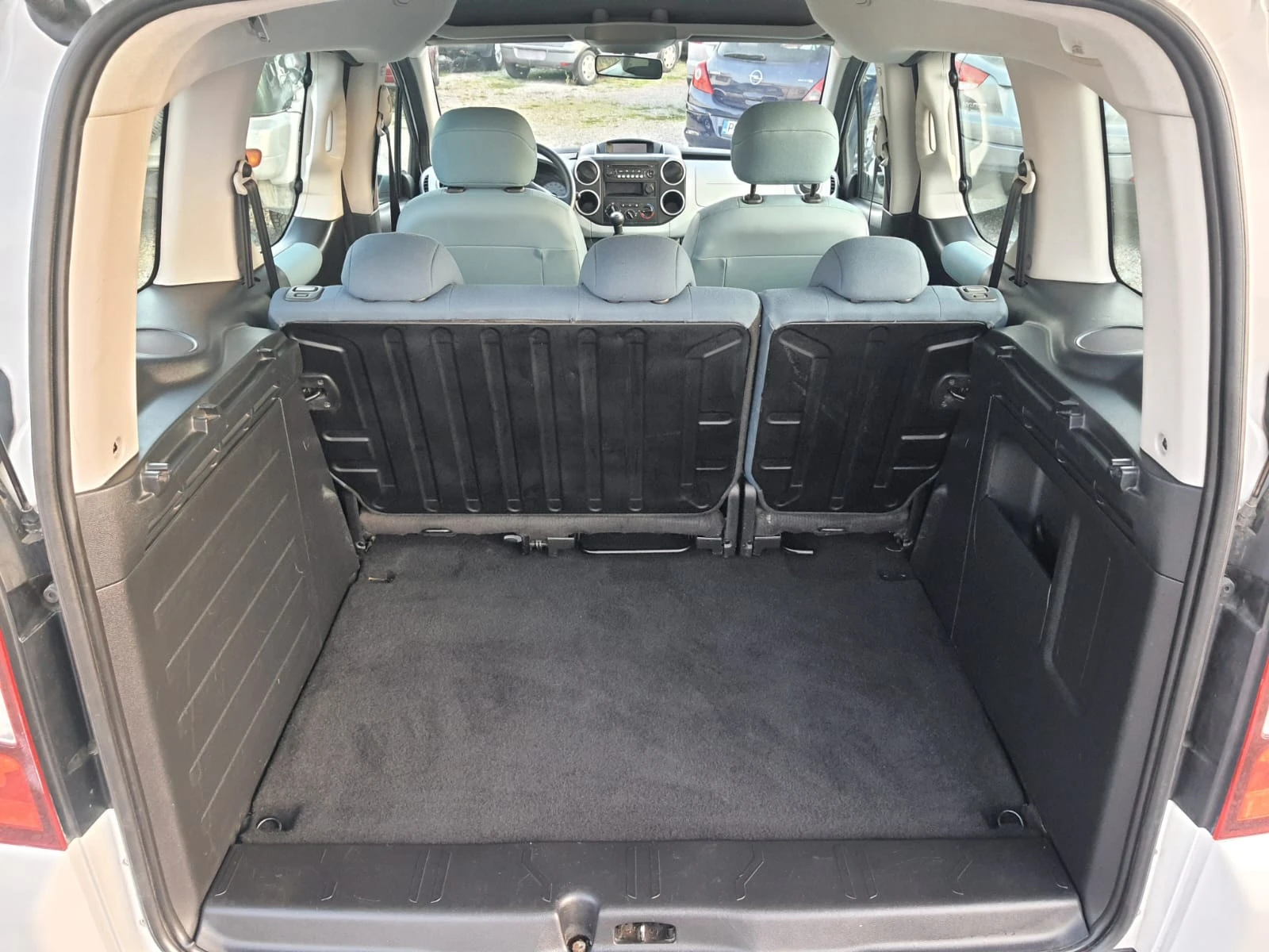 Citroen Berlingo 1, 6D - изображение 10