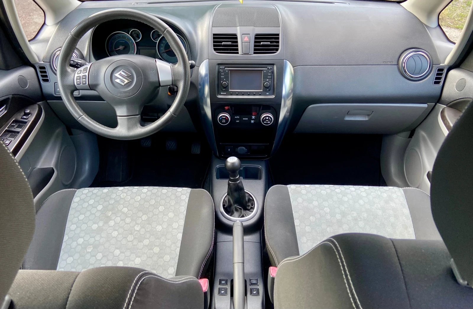 Suzuki SX4 1.6i 4x4 Piz Sulai 120к.с. - изображение 8