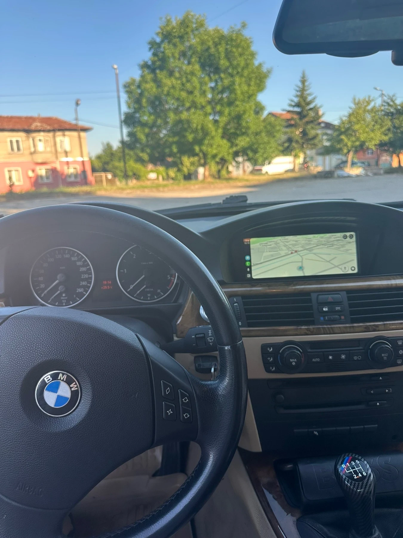 BMW 320 Navi / Кожен Салон  - изображение 8