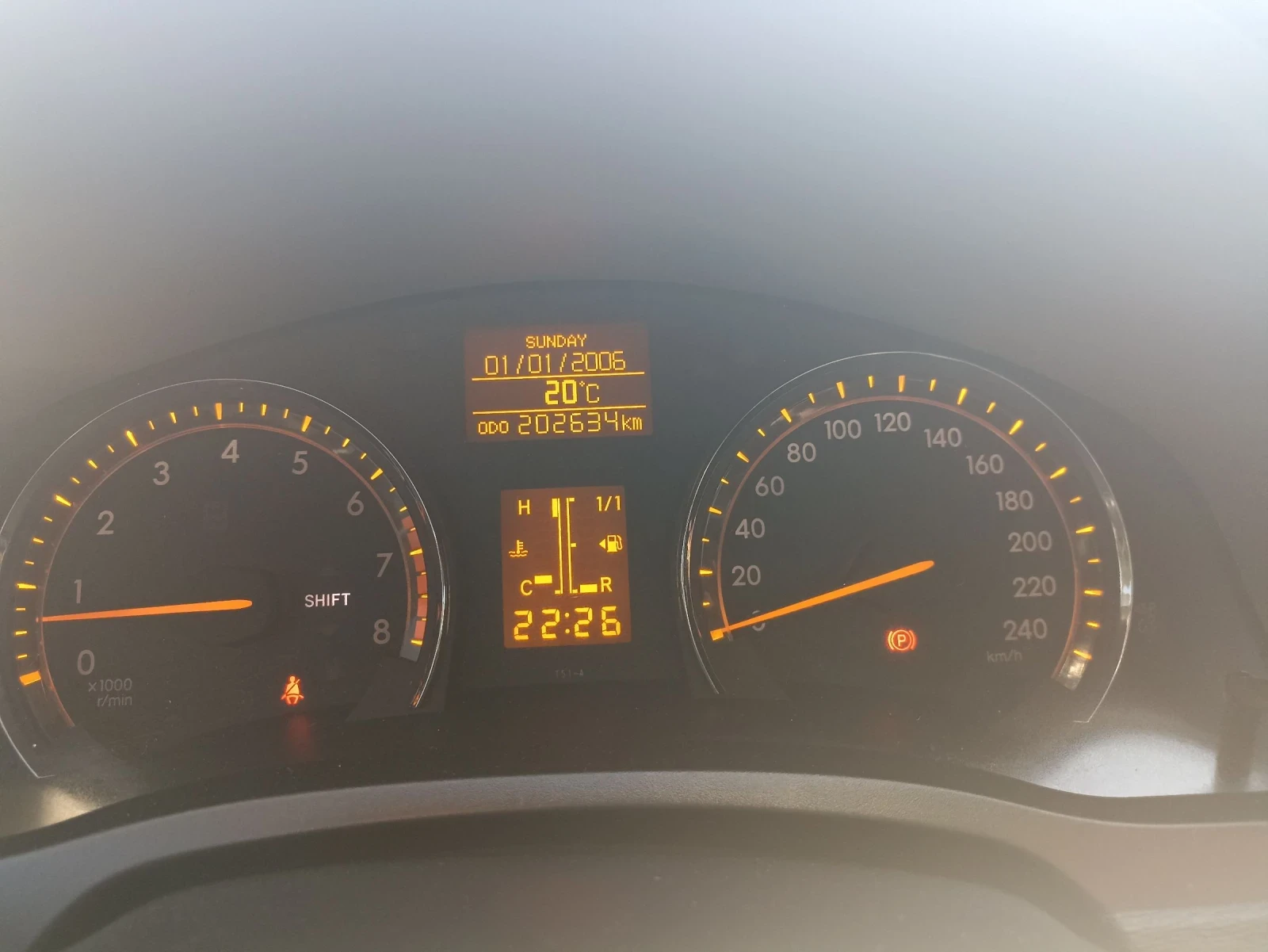 Toyota Avensis 1.8i VVT-i - изображение 8