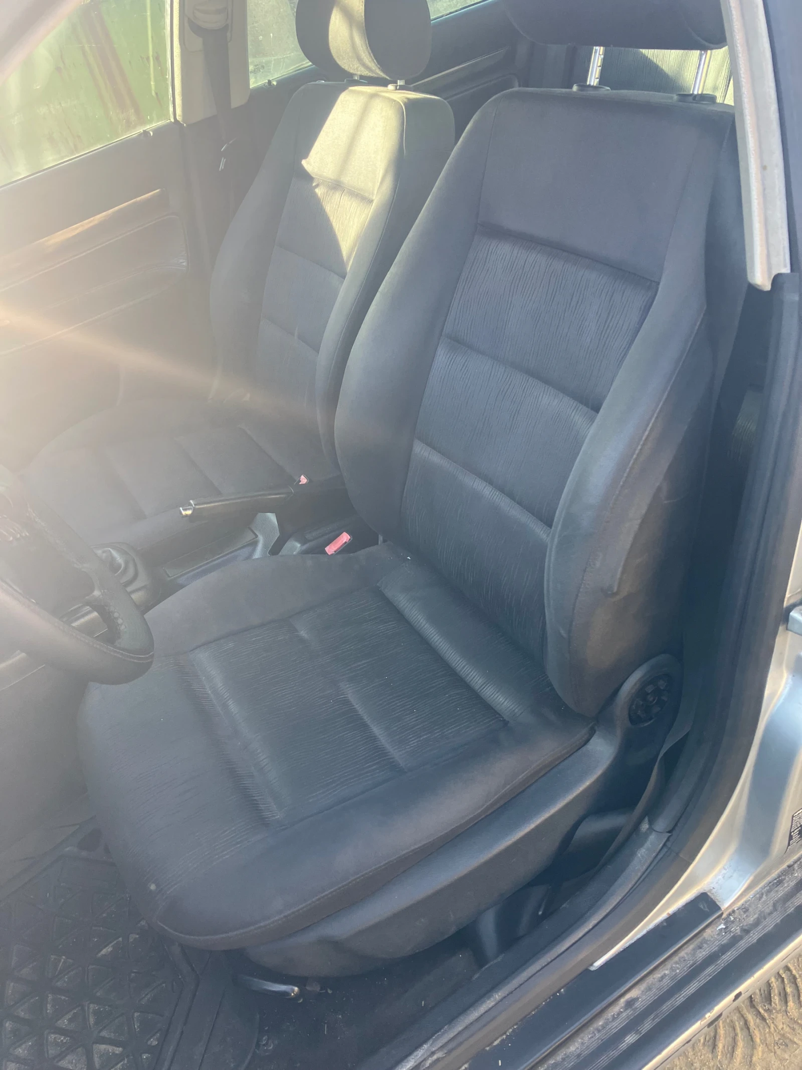 Audi A4 Б5 1.8  - изображение 7