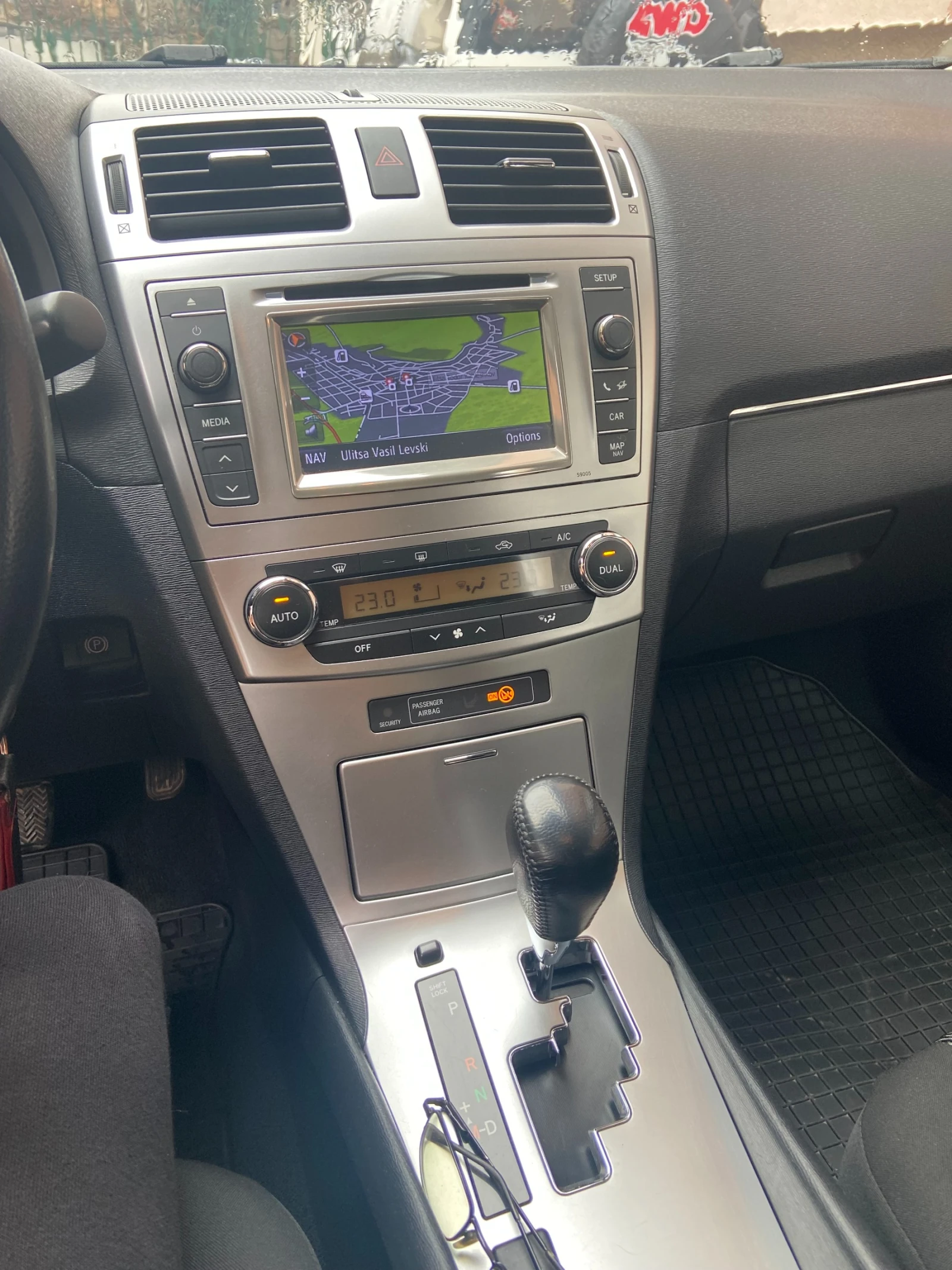 Toyota Avensis | Mobile.bg � ����������� 11