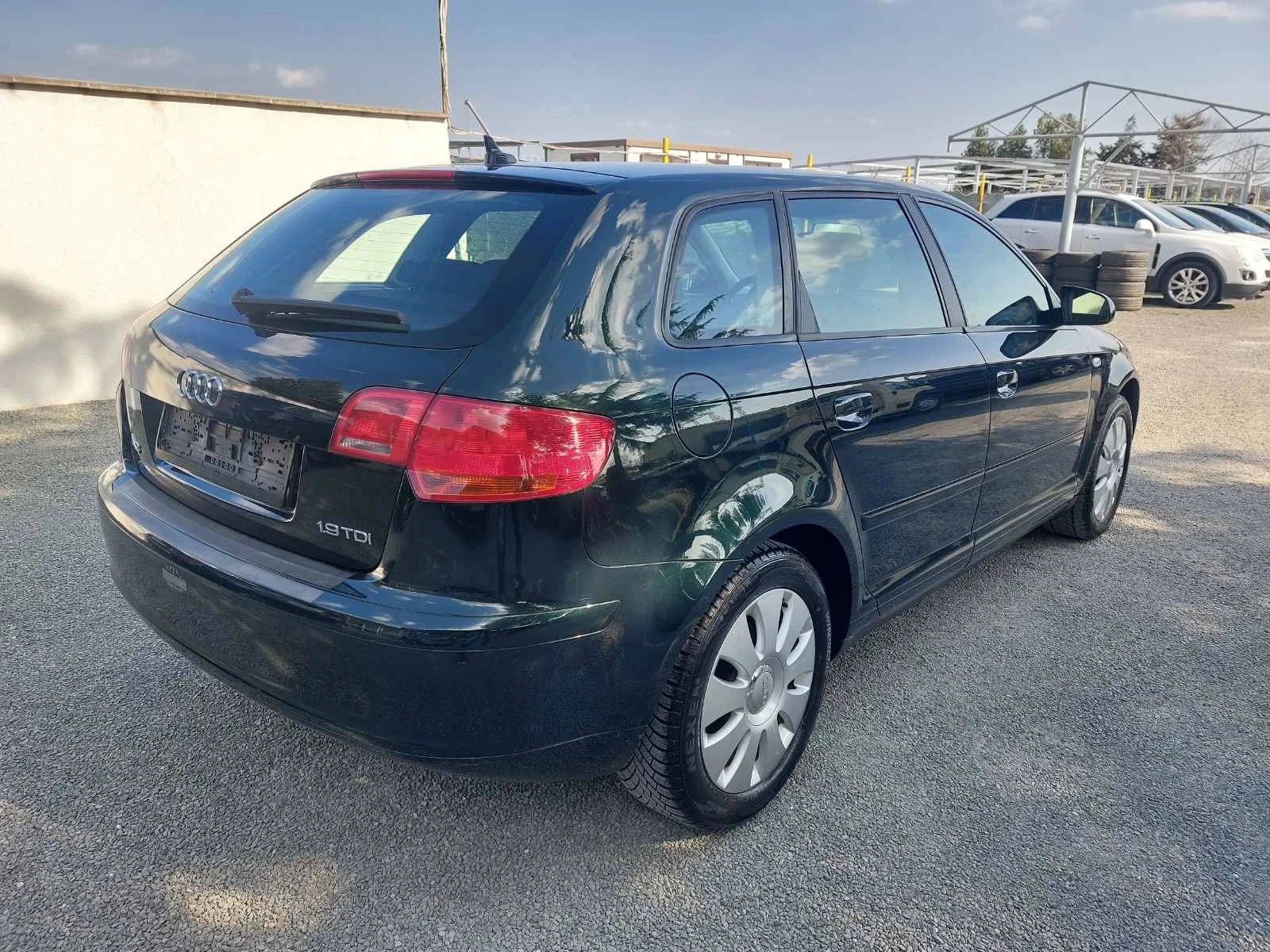 Audi A3 1.9tdi, снимка 13 - Автомобили и джипове - 53861572