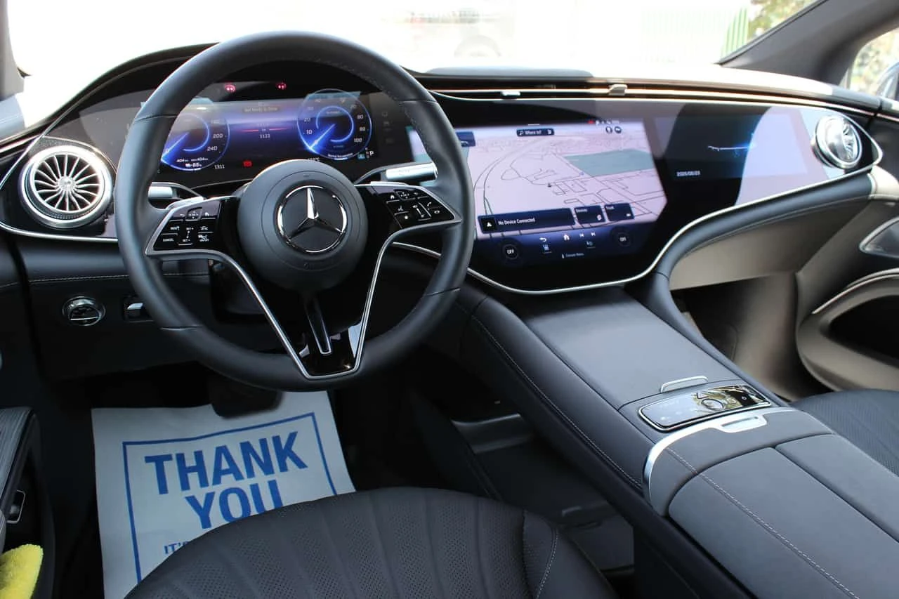 Mercedes-Benz EQS 580/CARFAX/ОБДУХВАНЕ/DIS/PANO/360/BURMESTER, снимка 8 - Автомобили и джипове - 53924503