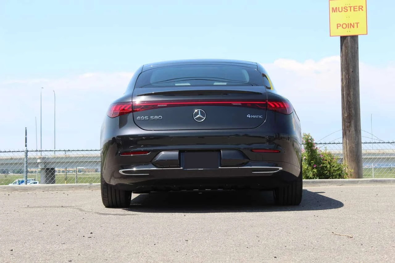 Mercedes-Benz EQS 580/CARFAX/ОБДУХВАНЕ/DIS/PANO/360/BURMESTER, снимка 5 - Автомобили и джипове - 53924503