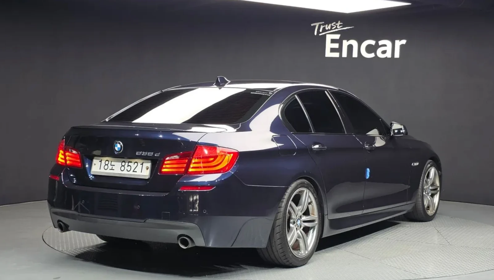 BMW 535 M* HUD* ОБДУХ* PANO* Крайна цена* , снимка 3 - Автомобили и джипове - 54824187