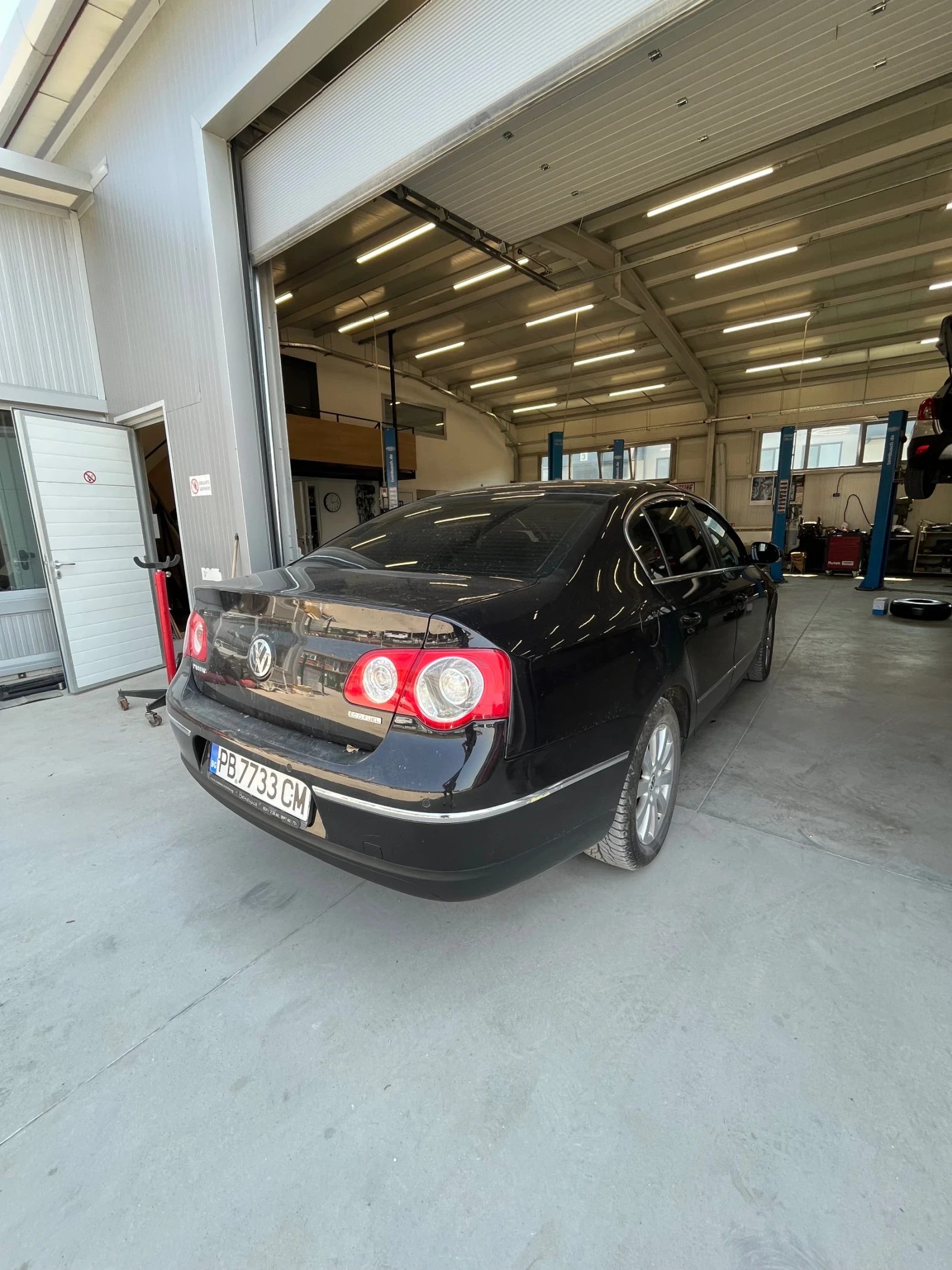 VW Passat 1.4 150 k.c. Бензин/ Метан, снимка 5 - Автомобили и джипове - 54995797