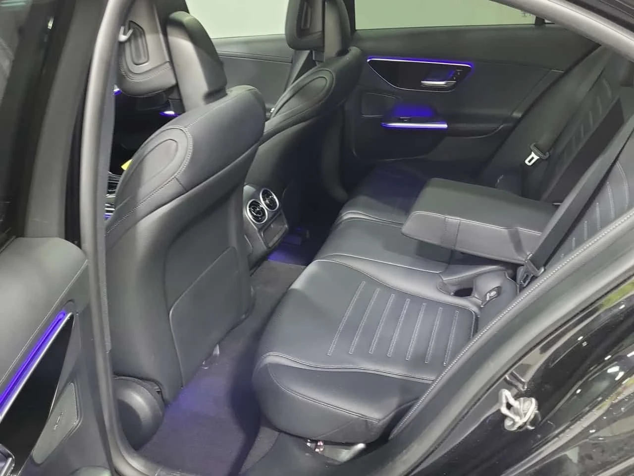 Mercedes-Benz C 300 AMG Line * Multibeam * CARFAX * От Mercedes * , снимка 10 - Автомобили и джипове - 55273843