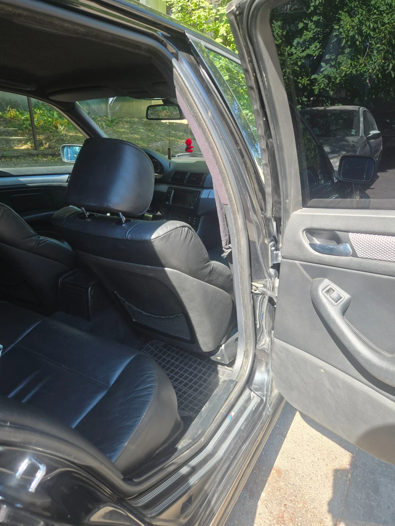 BMW 330, снимка 9 - Автомобили и джипове - 55736488