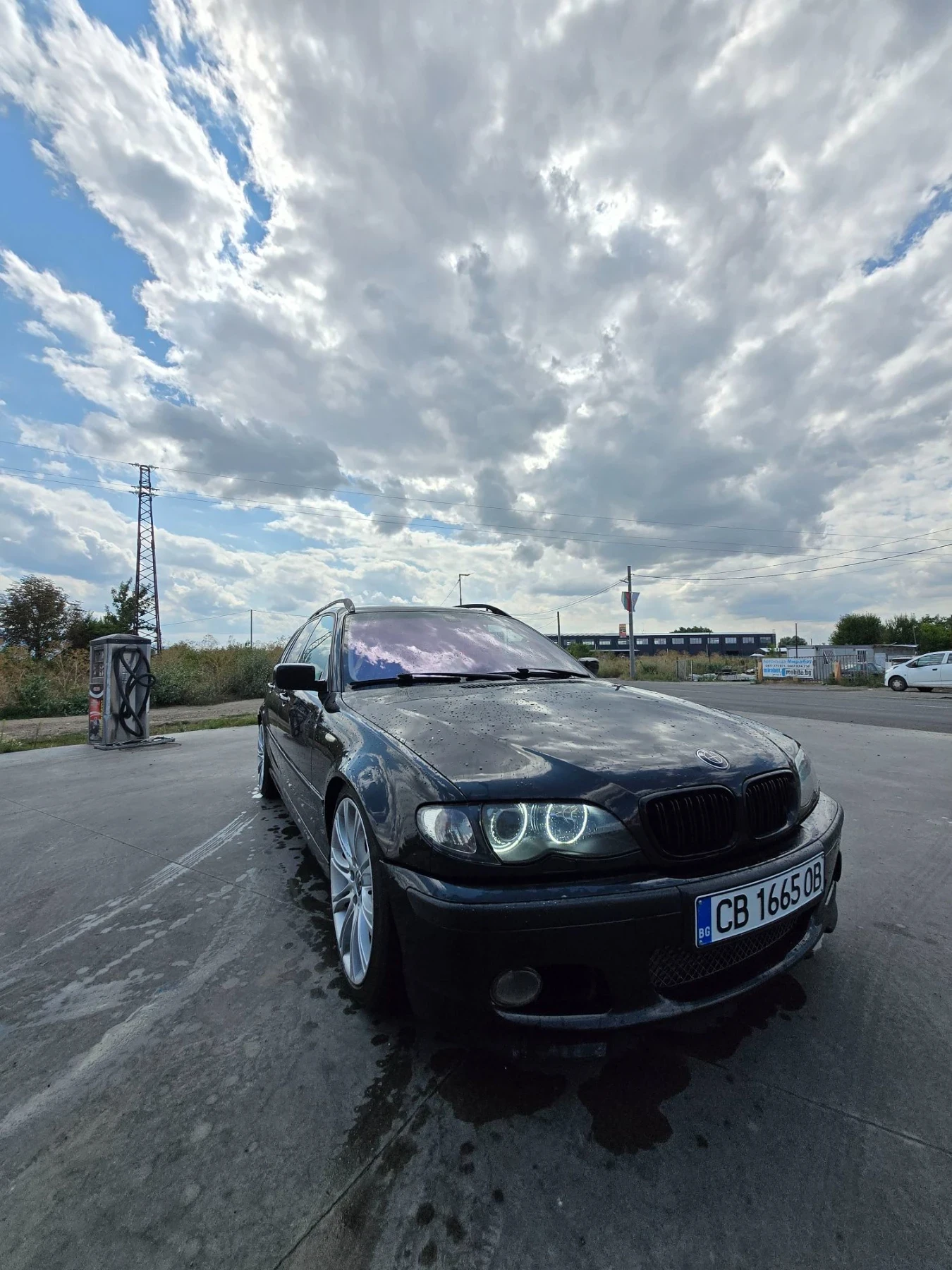 BMW 330