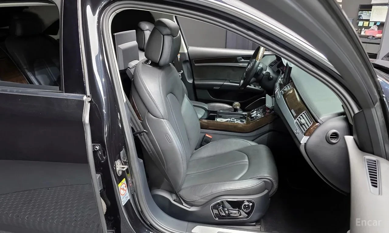 Audi A8 360/DIS/HUD/B&O/MATRIX/ЦЕНА ДО БЪЛГАРИЯ , снимка 12 - Автомобили и джипове - 55843912