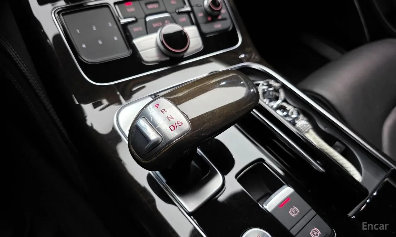 Audi A8 360/DIS/HUD/B&O/MATRIX/ЦЕНА ДО БЪЛГАРИЯ , снимка 9 - Автомобили и джипове - 55843912