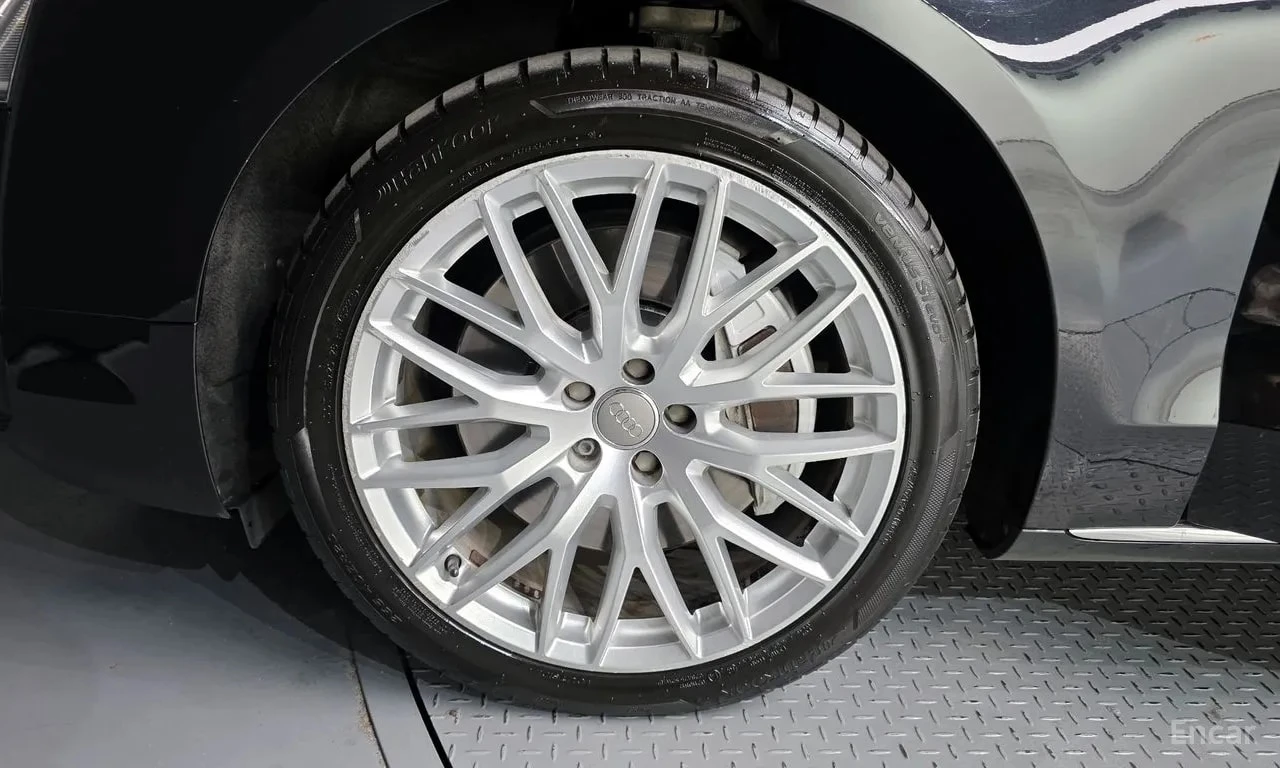 Audi A8 360/DIS/HUD/B&O/MATRIX/ЦЕНА ДО БЪЛГАРИЯ , снимка 5 - Автомобили и джипове - 55843912