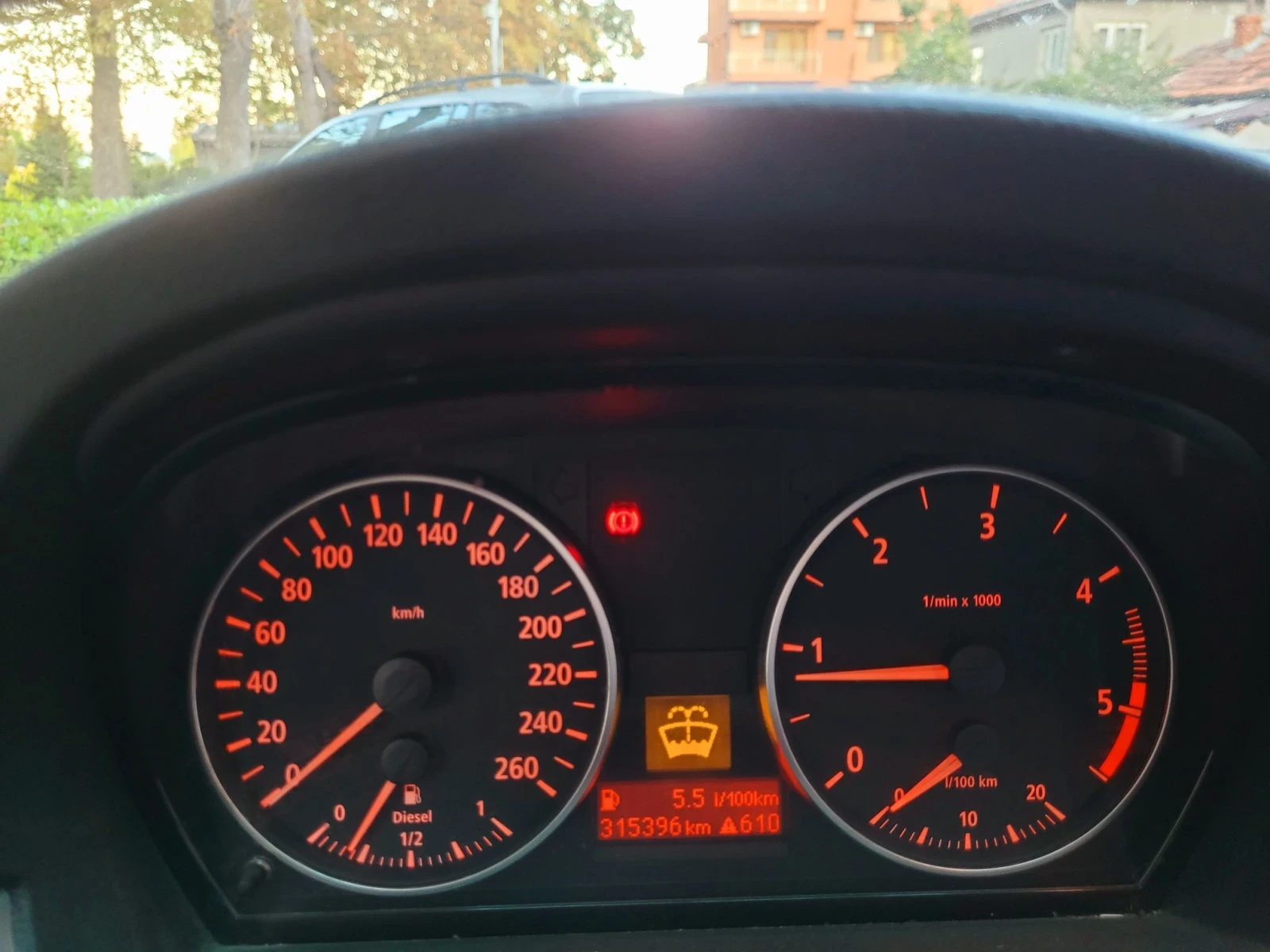 BMW 320, снимка 8 - Автомобили и джипове - 56223605