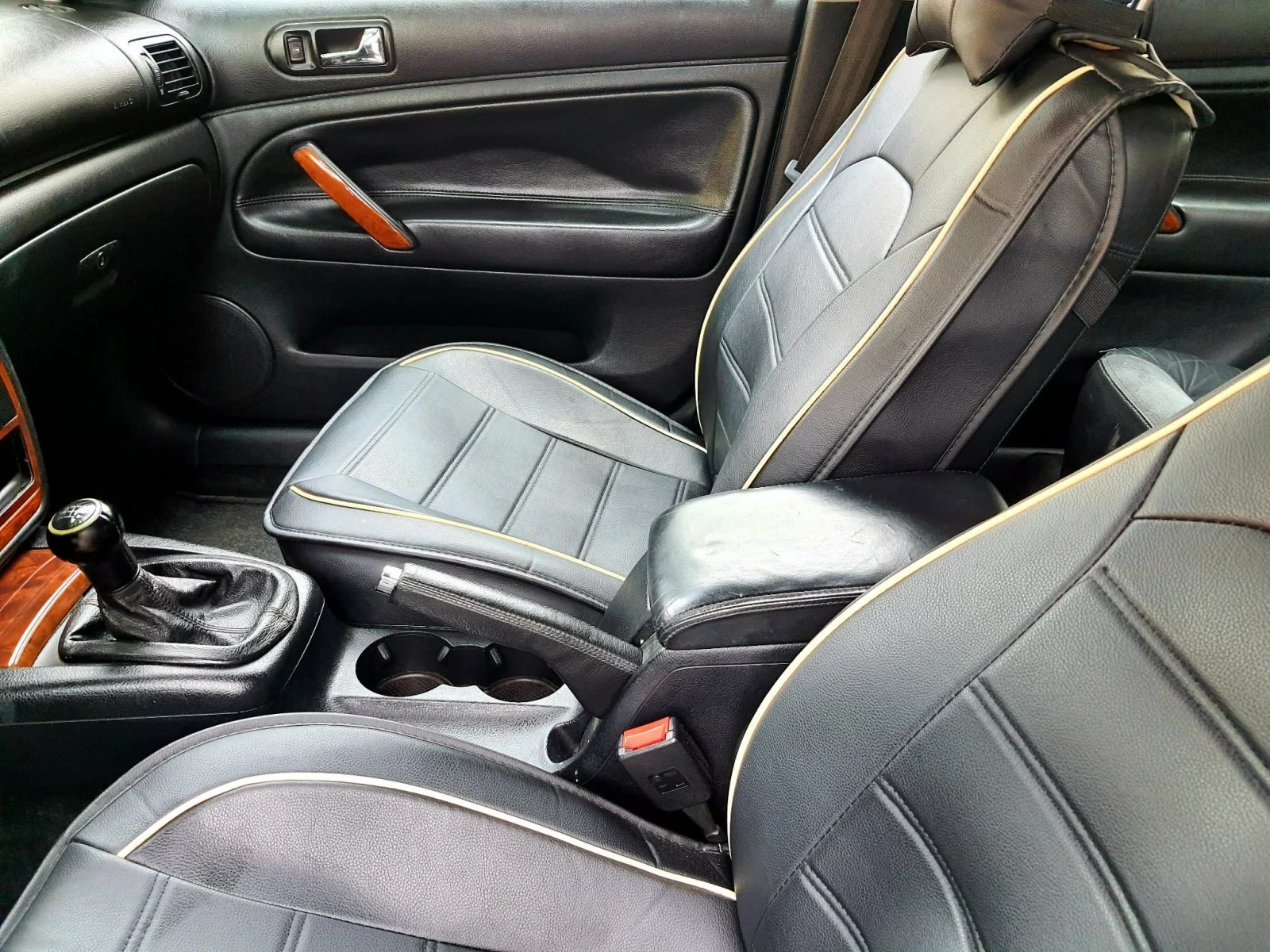 VW Passat 1.8T, снимка 4 - Автомобили и джипове - 56399130