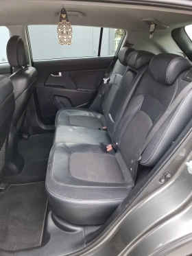 Kia Sportage 1, 7 CRDi 6ск. FULL, снимка 9