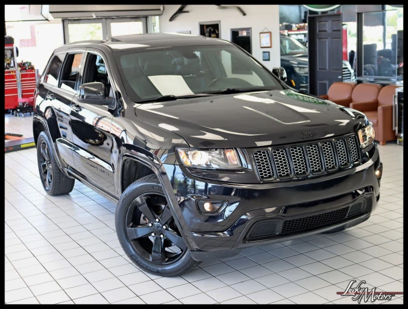 Jeep Grand cherokee ALTITUDE* подгрев* ZF 8* keyless* камера* , снимка 2 - Автомобили и джипове - 47212988