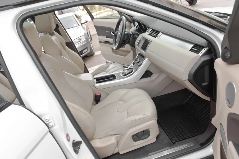 Land Rover Range Rover Evoque 2.0T* , снимка 10 - Автомобили и джипове - 50869405