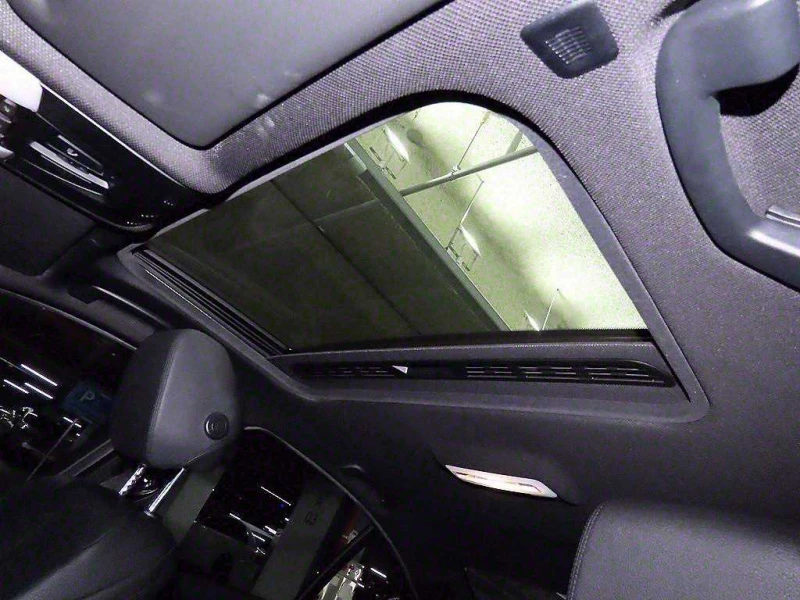 BMW 320 Diesel LCI M-pack 73 000 km, снимка 8 - Автомобили и джипове - 52796475