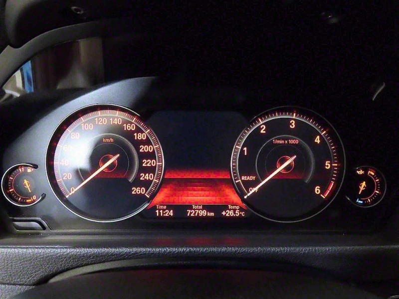 BMW 320 Diesel LCI M-pack 73 000 km, снимка 5 - Автомобили и джипове - 52796475