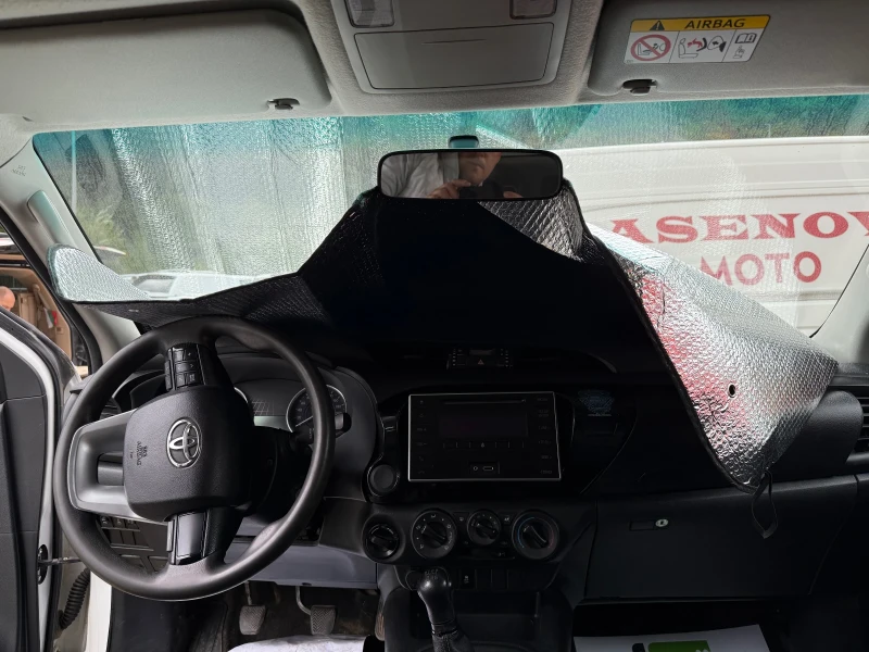 Toyota Hilux 2.4D4D 150кс НОВ ВНОС, снимка 9 - Автомобили и джипове - 51848881