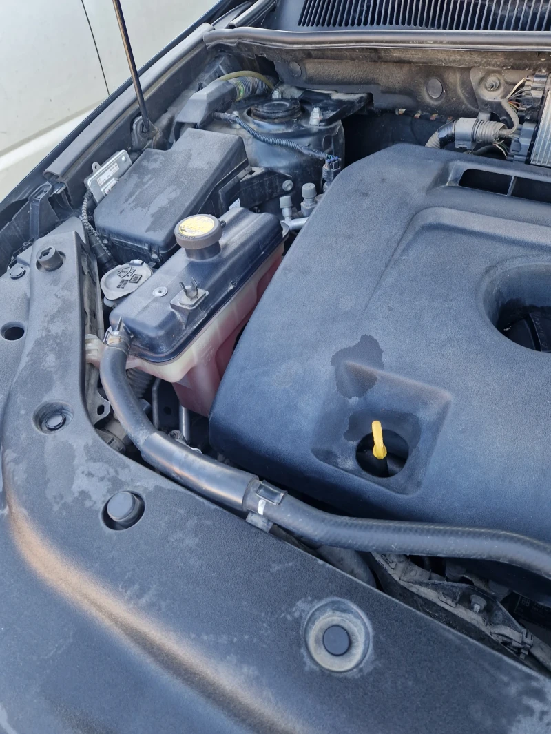 Toyota Rav4, снимка 11 - Автомобили и джипове - 52087717