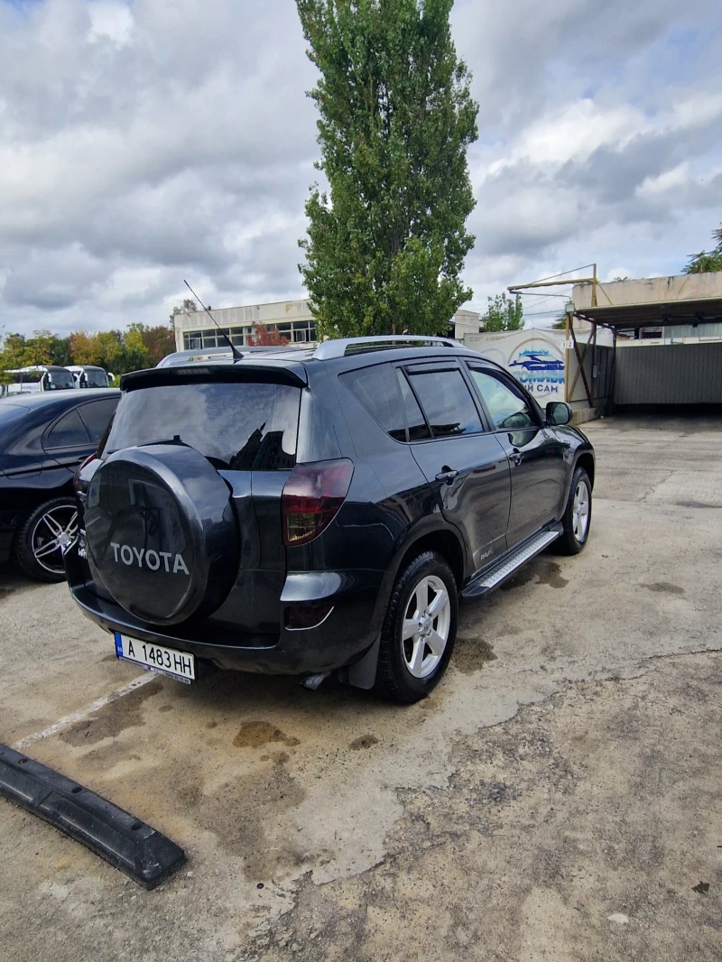 Toyota Rav4, снимка 2 - Автомобили и джипове - 52087717