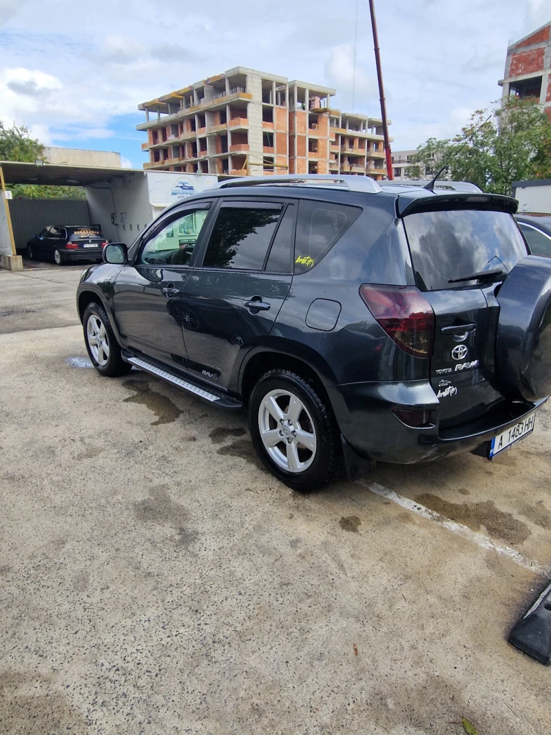 Toyota Rav4, снимка 3 - Автомобили и джипове - 52087717